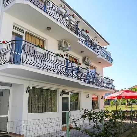 Къща за гости РАВДА Къща за гости Равда