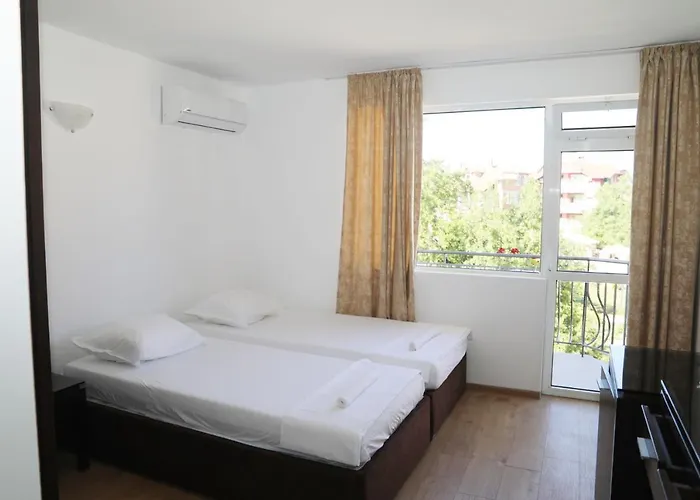 Guest house Къща За Гости Равда 3*