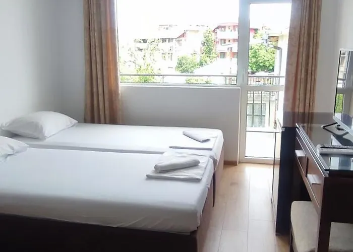 Къща За Гости Равда