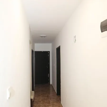 Къща За Гости Равда * Ravda