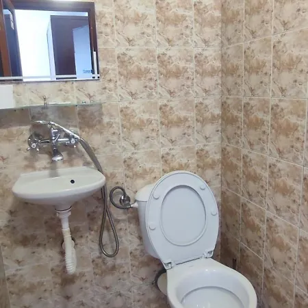 Къща За Гости Равда ゲストハウス