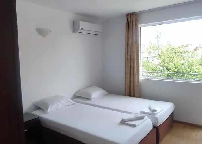 בית הארחה Къща За Гости Равда 3*